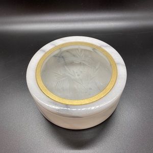 Round Vintage Keepsake Trinket box